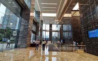 会展中心皇庭广场｜采光好的户型_2